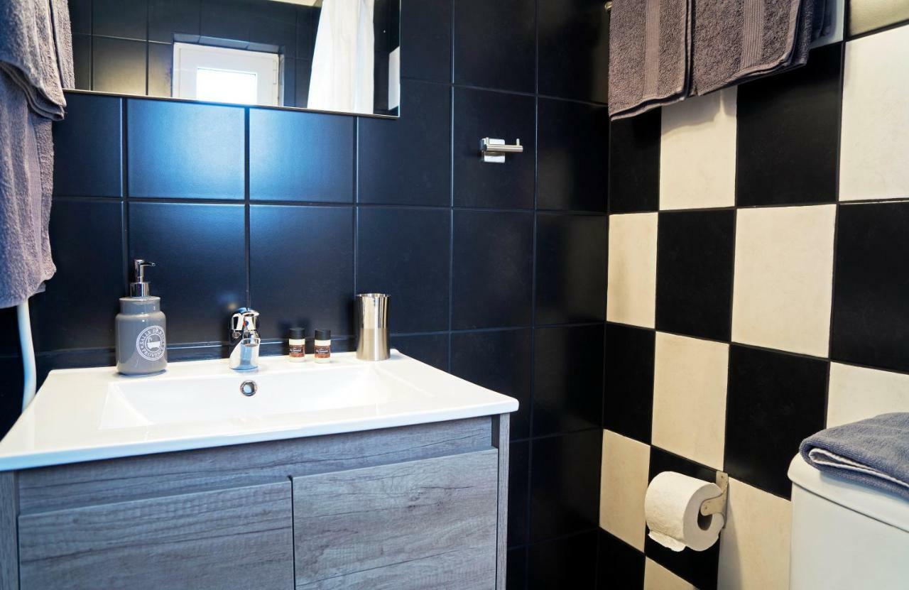 Athens Edition Guesthouse Экстерьер фото